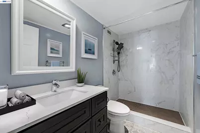 801 Franklin St #607, Oakland, CA 94607 - Photo 21