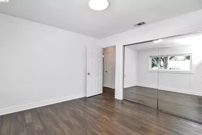 2124 Ahneita Dr, Pleasant Hill, CA 94523 - Photo 19