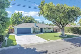 2124 Ahneita Dr, Pleasant Hill, CA 94523 - Photo 3