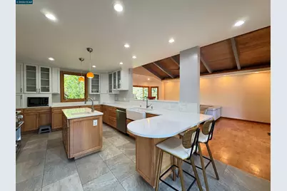 163 El Toyonal, Orinda, CA 94563 - Photo 9