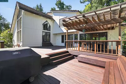 163 El Toyonal, Orinda, CA 94563 - Photo 25