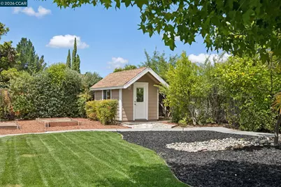 2466 Mallard Dr, Walnut Creek, CA 94597 - Photo 55