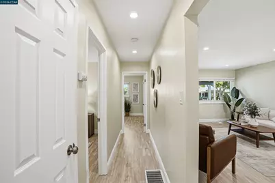 2173 Burton Ave, Pittsburg, CA 94565 - Photo 15