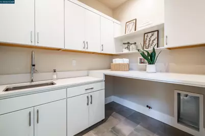 84 Mossbridge Lane, Orinda, CA 94563 - Photo 31