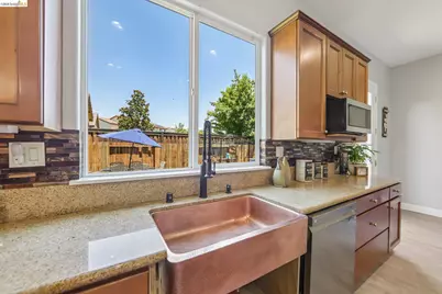 19 Minaret Rd, Oakley, CA 94561 - Photo 23