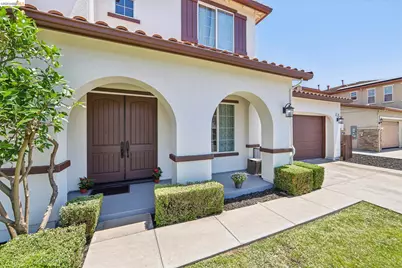 19 Minaret Rd, Oakley, CA 94561 - Photo 3