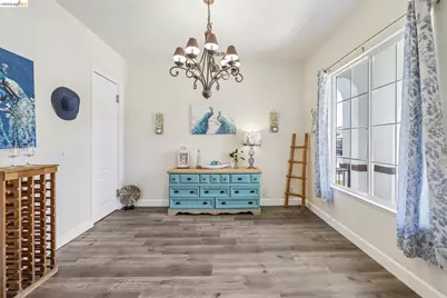 19 Minaret Rd, Oakley, CA 94561 - Photo 5