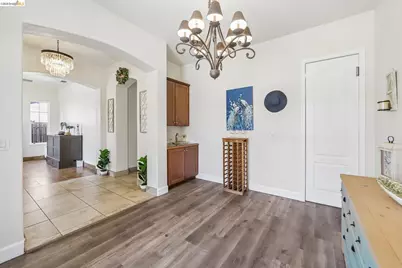 19 Minaret Rd, Oakley, CA 94561 - Photo 7