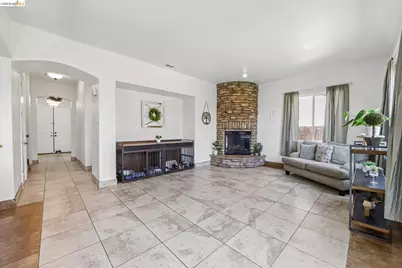 19 Minaret Rd, Oakley, CA 94561 - Photo 17