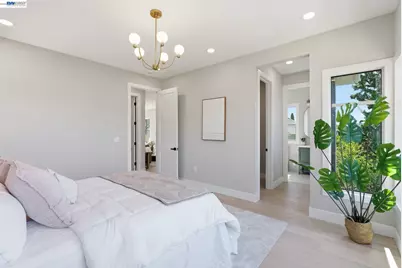 1026 54th St, Oakland, CA 94608 - Photo 37
