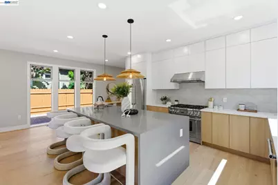 1026 54th St, Oakland, CA 94608 - Photo 11