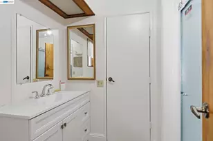 4271 1st St, San Jose, CA 95134 - Photo 23