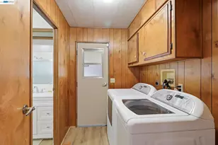 4271 1st St, San Jose, CA 95134 - Photo 29
