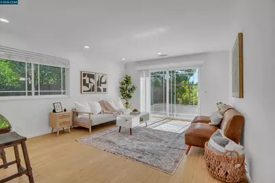 110 Dogwood Ln, Vallejo, CA 94591 - Photo 17
