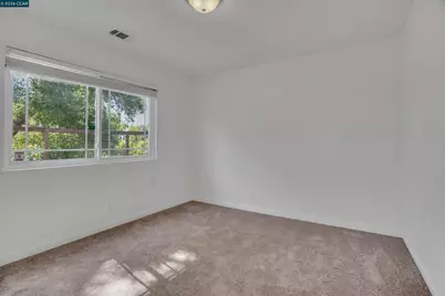 110 Dogwood Ln, Vallejo, CA 94591 - Photo 21