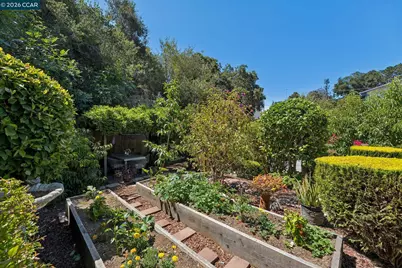 4034 Rusting Ave, Oakland, CA 94605 - Photo 43