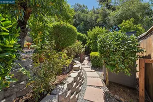 4034 Rusting Ave, Oakland, CA 94605 - Photo 49
