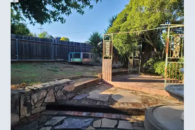 3354 D St, Hayward, CA 94541 - Photo 45