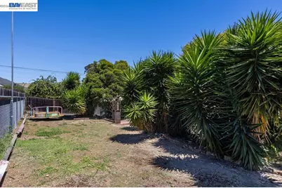 3354 D St, Hayward, CA 94541 - Photo 33