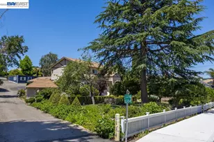 3354 D St, Hayward, CA 94541 - Photo 35