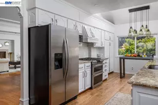 3354 D St, Hayward, CA 94541 - Photo 7