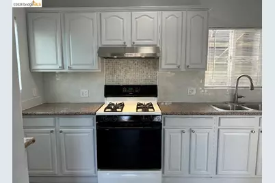 3743 Suter St, Oakland, CA 94619 - Photo 3