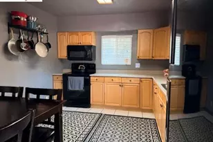 1376 Elm St, Pittsburg, CA 94565 - Photo 5