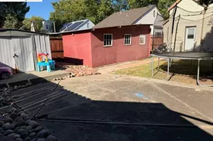 1376 Elm St, Pittsburg, CA 94565 - Photo 17