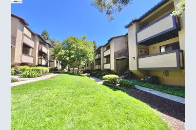 205 Wenatchee Cmn #16, Fremont, CA 94539 - Photo 1