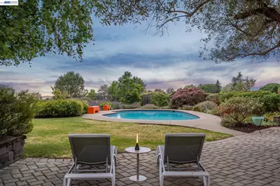 5842 Highwood Rd, Castro Valley, CA 94552 - Photo 87