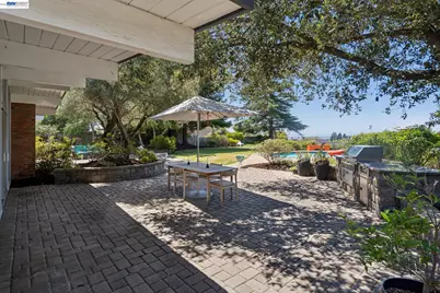 5842 Highwood Rd, Castro Valley, CA 94552 - Photo 43