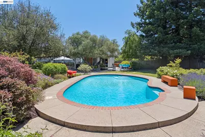 5842 Highwood Rd, Castro Valley, CA 94552 - Photo 53