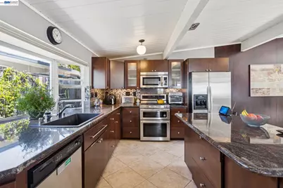 5842 Highwood Rd, Castro Valley, CA 94552 - Photo 19