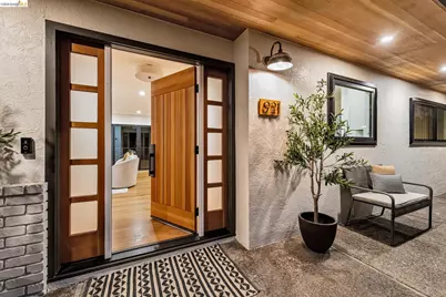 921 Underhills Rd, Oakland, CA 94610 - Photo 5