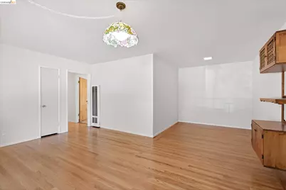 2148 Frederick St, Concord, CA 94520 - Photo 9