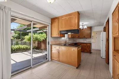 2148 Frederick St, Concord, CA 94520 - Photo 13