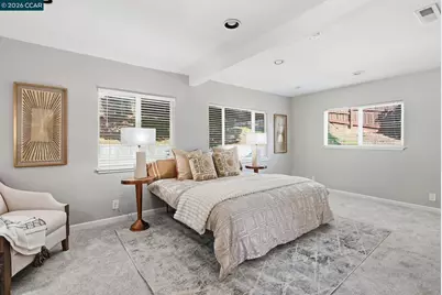 8019 Sterling Dr, Oakland, CA 94605 - Photo 21