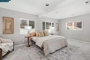 8019 Sterling Dr, Oakland, CA 94605 - Photo 21