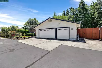 1730 Elm Rd, Concord, CA 94519 - Photo 3
