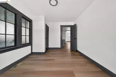 5533 Edgerly St, Oakland, CA 94621 - Photo 17