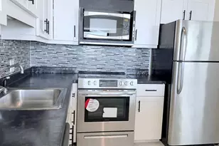 6363 Christie Ave, Emeryville, CA 94608 - Photo 9