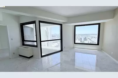 6363 Christie Ave #1501, Emeryville, CA 94608 - Photo 5
