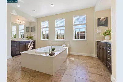 2854 Lowell Ct, San Jose, CA 95121 - Photo 27