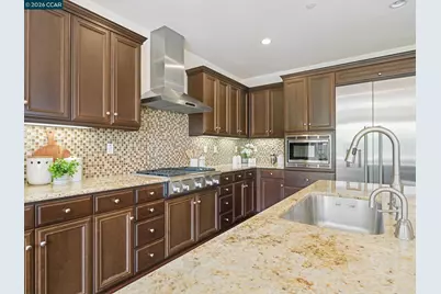 2854 Lowell Ct, San Jose, CA 95121 - Photo 17