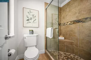 822 Regency Ct, Walnut Creek, CA 94597 - Photo 29
