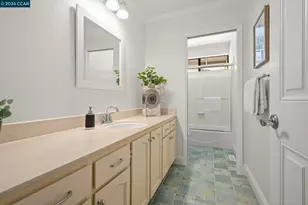 822 Regency Ct, Walnut Creek, CA 94597 - Photo 23