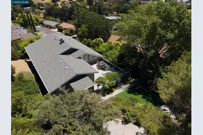 822 Regency Ct, Walnut Creek, CA 94597 - Photo 41