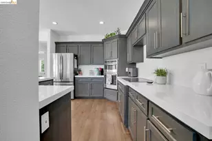 5530 Edgeview Dr, Discovery Bay, CA 94505 - Photo 13