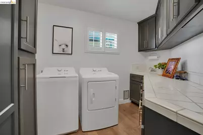 5530 Edgeview Dr, Discovery Bay, CA 94505 - Photo 23