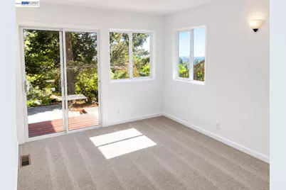 1210 Highland Blvd, Hayward, CA 94542 - Photo 13